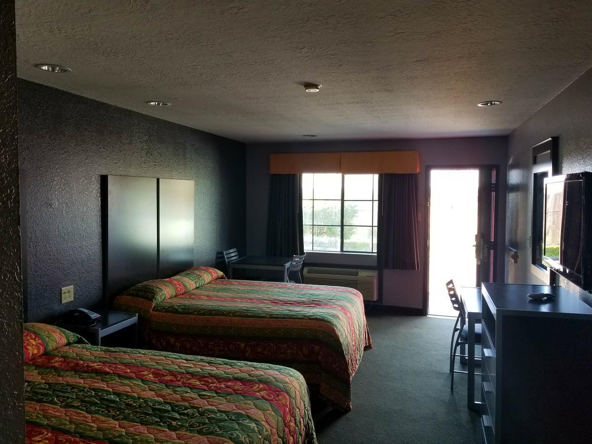 Executive Inn Pasadena Exterior photo
