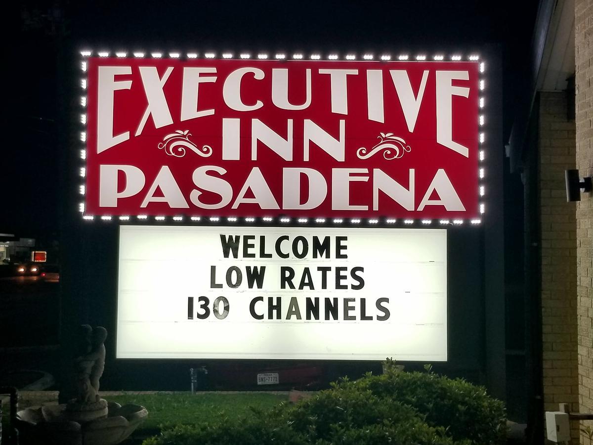 Executive Inn Pasadena Exterior photo